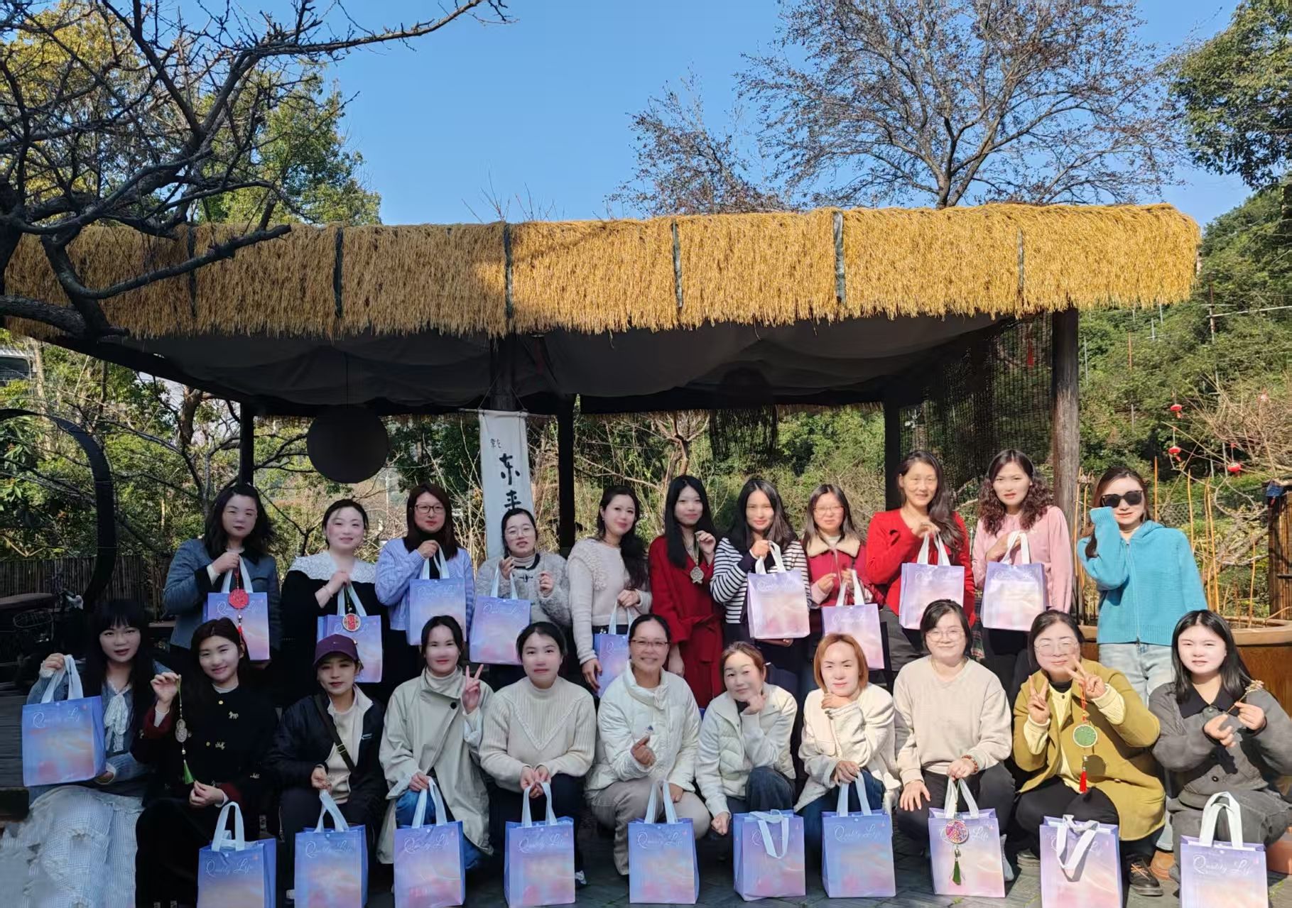 巧手承非遺·巾幗綻芳華|2026年通錦38女神節(jié)團(tuán)建活動(dòng)圓滿(mǎn)舉行